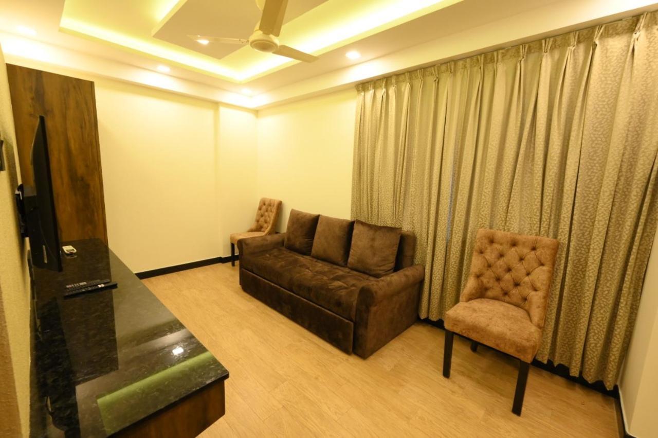 Meenakshi Inn Udupi Ngoại thất bức ảnh
